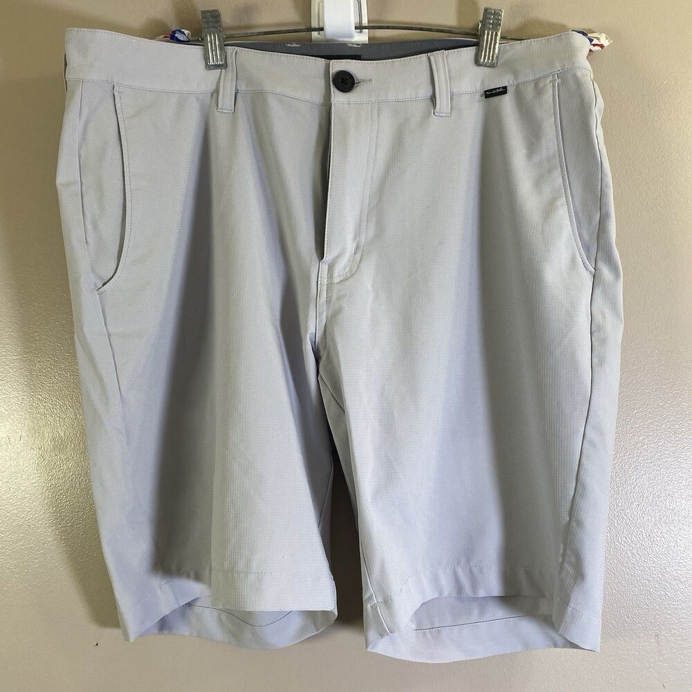 Travis Mathew Shorts Mens 36 Gray Stone Golf Chino Stretch Performance Casual